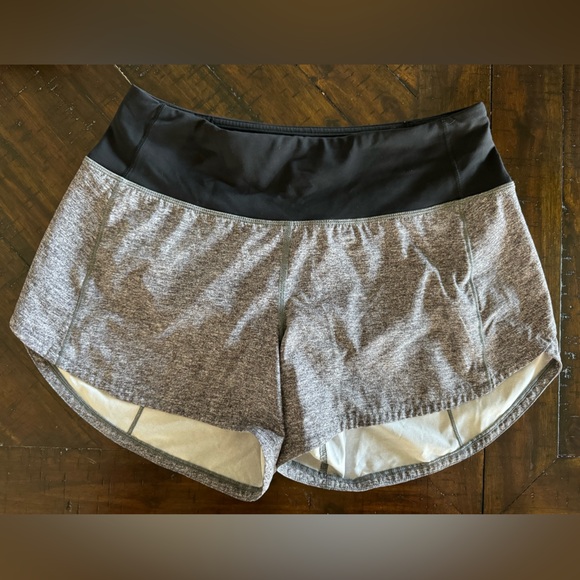 lululemon athletica Pants - Lululemon Speed Up Heather Grey short - size 4